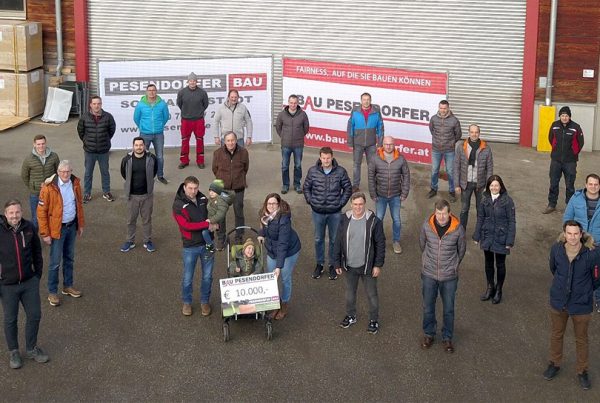Bau Besendorfer spendet für Elias
