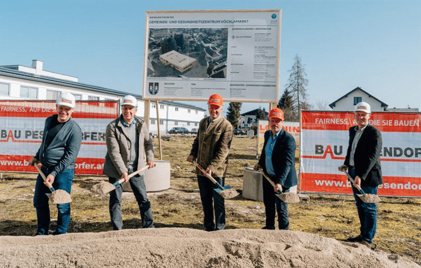 Bau Pesendorfer Spatenstich Amtsgebäude Neu und Haus der Gesundheit